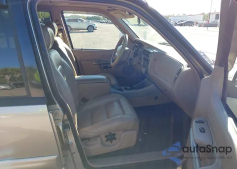 2002 Ford Explorer Sport Trac from USA, damaged, VIN 1FMZU77E22UB30147